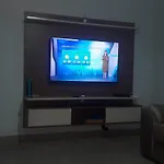 Apartamento Com Estacionamento, Wi-Fi, Ar Condicionado A 300 Metros Da Praia Da Enseada No Guaruja.